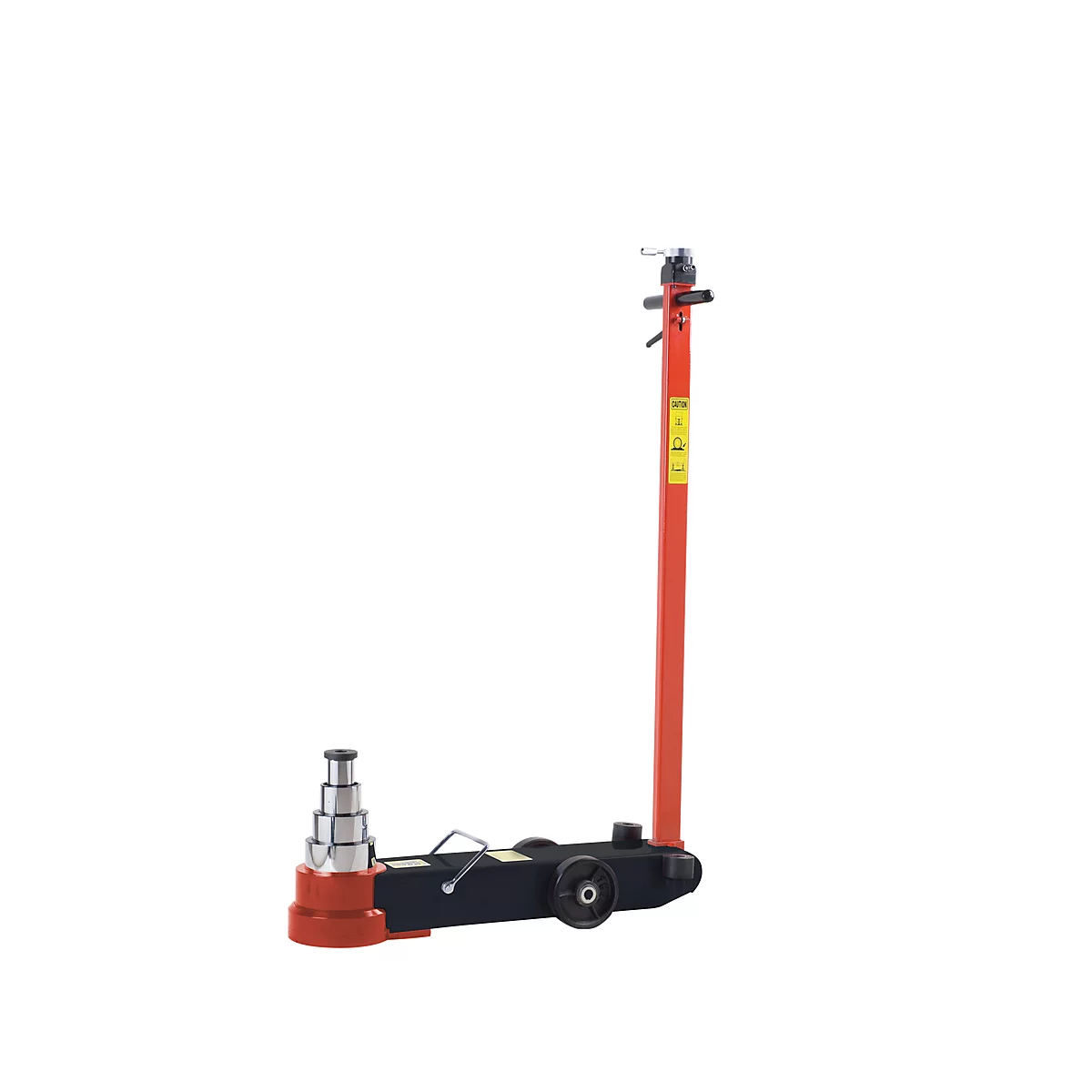 Ein roter hydraulischer Wagenheber steht auf weißem Hintergrund. Er hat eine lange Hebestange.